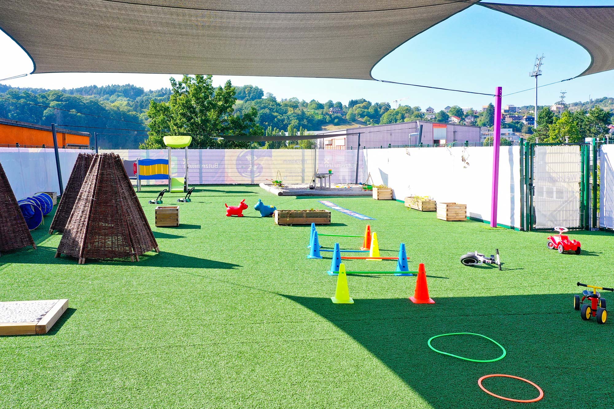 Vue détaillée de l'extérieur de notre crèche à Ettelbruck